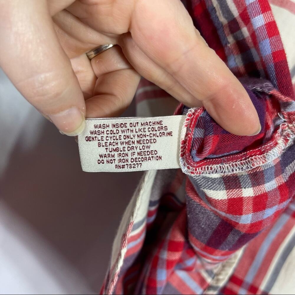 Mudd, Y2K Plaid Shiny Pockets Button Down Shirt, Size Small. Excellent condition - Picture 5 of 6